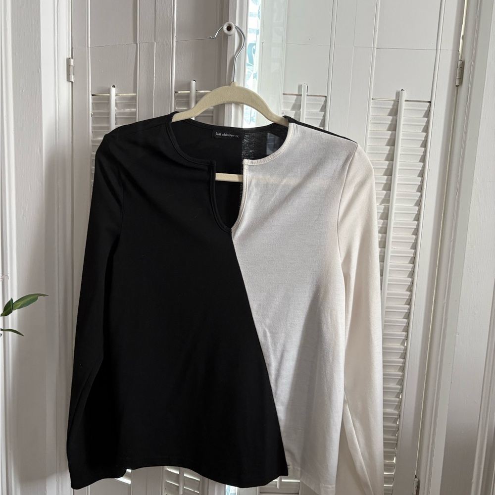Elegant Black and White Long Sleeve Top